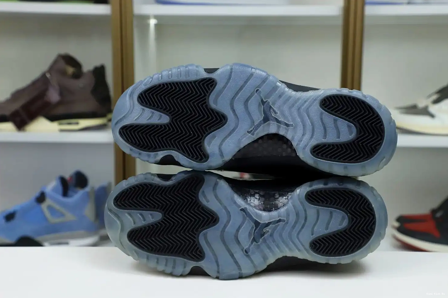 'CAP 11 AND JORDAN AIR GOWN' Kimikick RETRO 0525